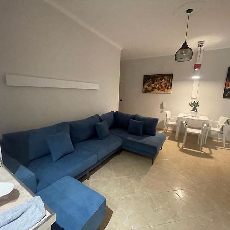 Rea Beach House Durrës Esterno foto